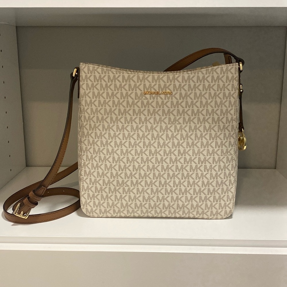 Michael Kors Crossbody Purse